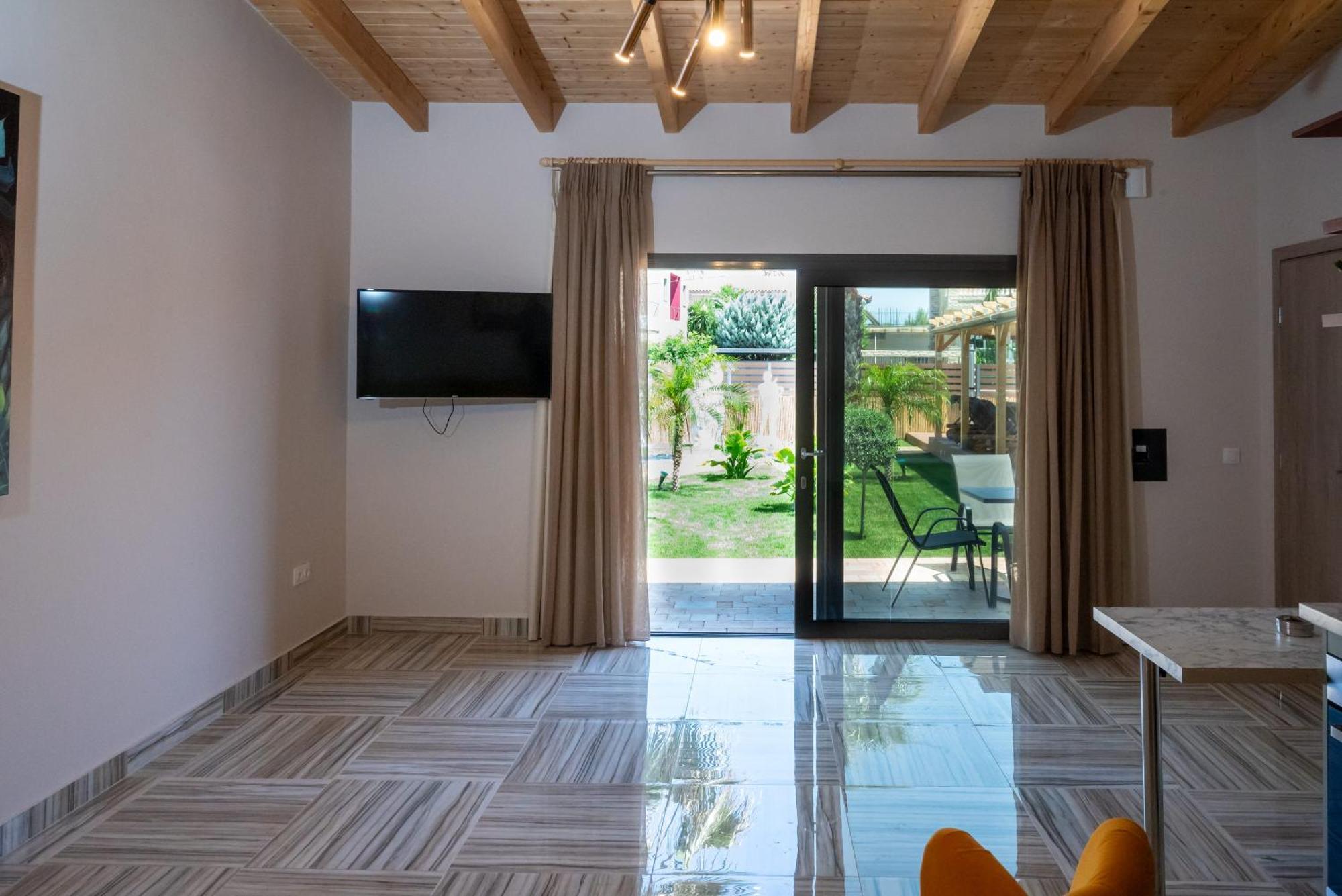 Paradise Apartments Artemida 외부 사진