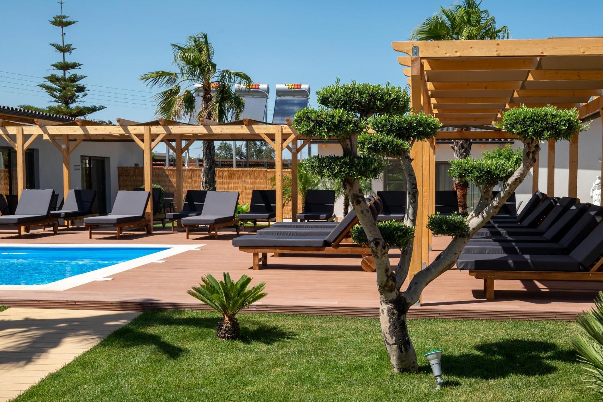 Paradise Apartments Artemida 외부 사진