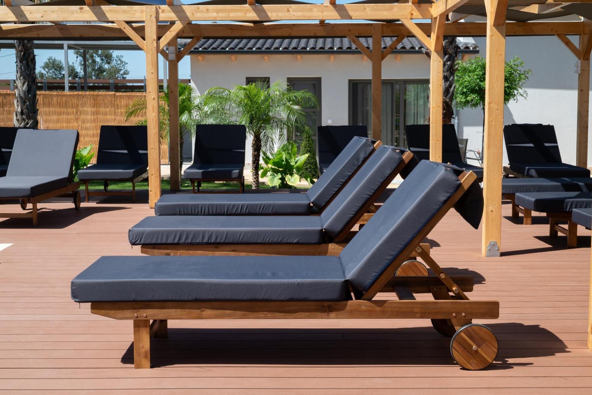 Paradise Apartments Artemida 외부 사진